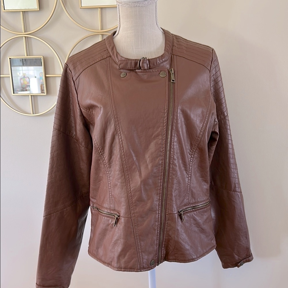 Odyn faux leather Women's Brown moto vegan Jacket, zip up closure size XL